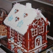 35 cm vysok� chaloupka,v�novan� do tomboly.