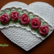 Srdce z pernku.......2010.....s rikami z marcipnu......